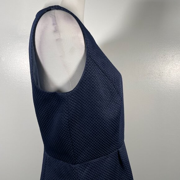 Banana Republic Navy Blue Crew Neck Textured Sleeveless Knee length Dress 8 - Picture 12 of 15